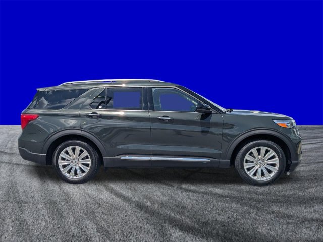 Used 2024 Ford Explorer Limited w/ Limited Technology Package RWD image 2