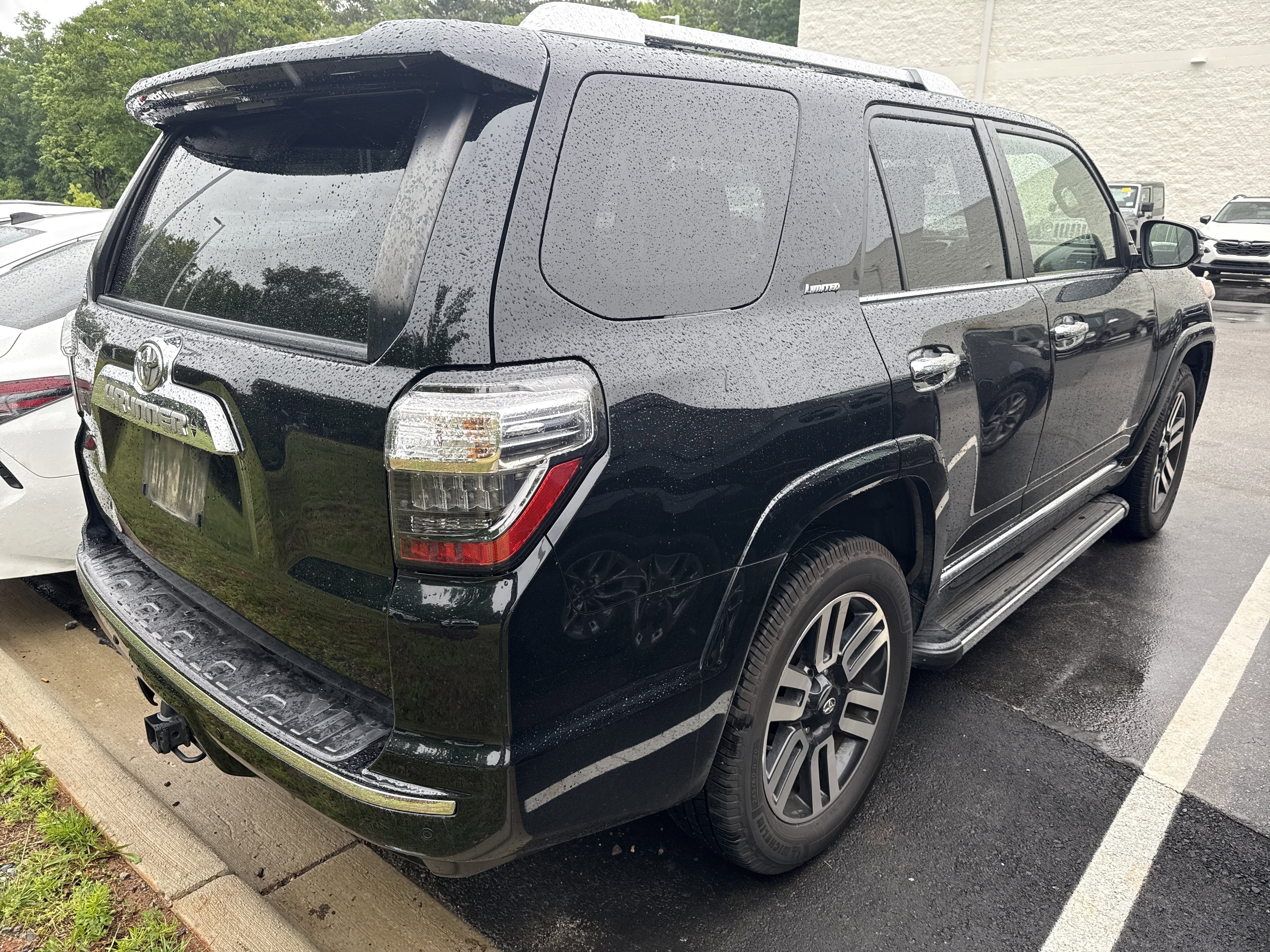 Used 2016 Toyota 4Runner Limited AWD/4WD image 8
