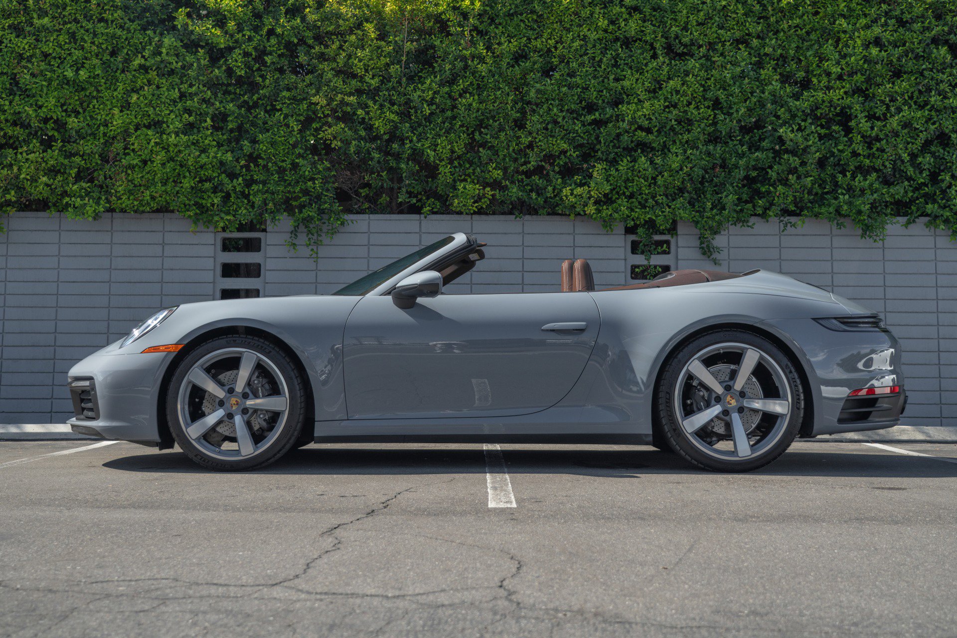 Used 2024 Porsche 911 Carrera image 20