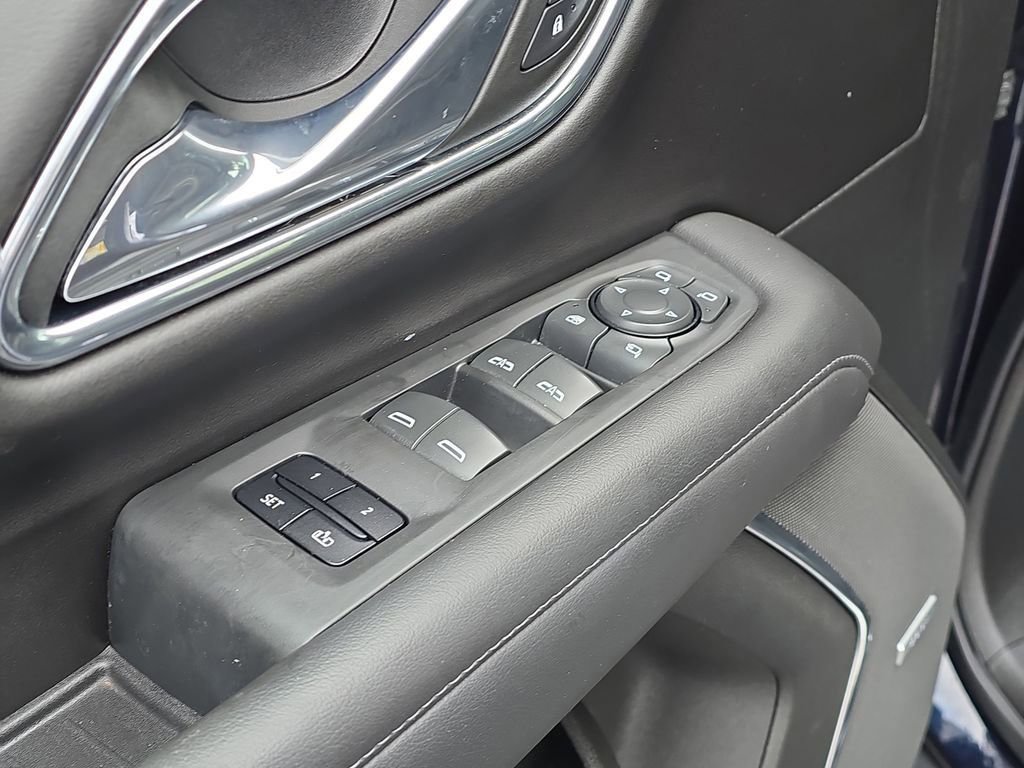 Used 2023 Chevrolet Suburban LT w/ LT Signature Plus Package image 16