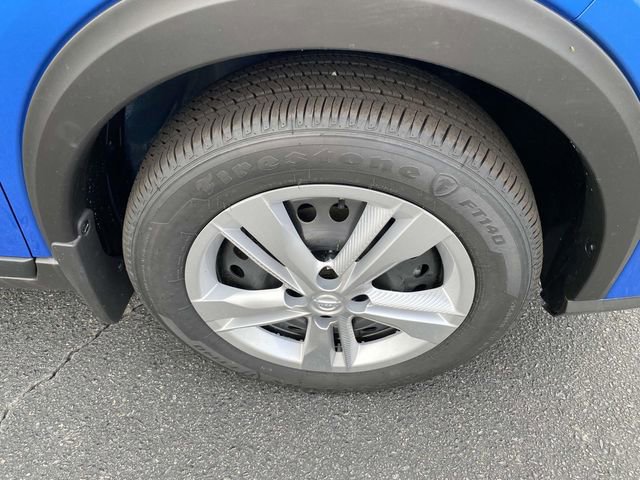 New 2025 Nissan Kicks Play S image 9