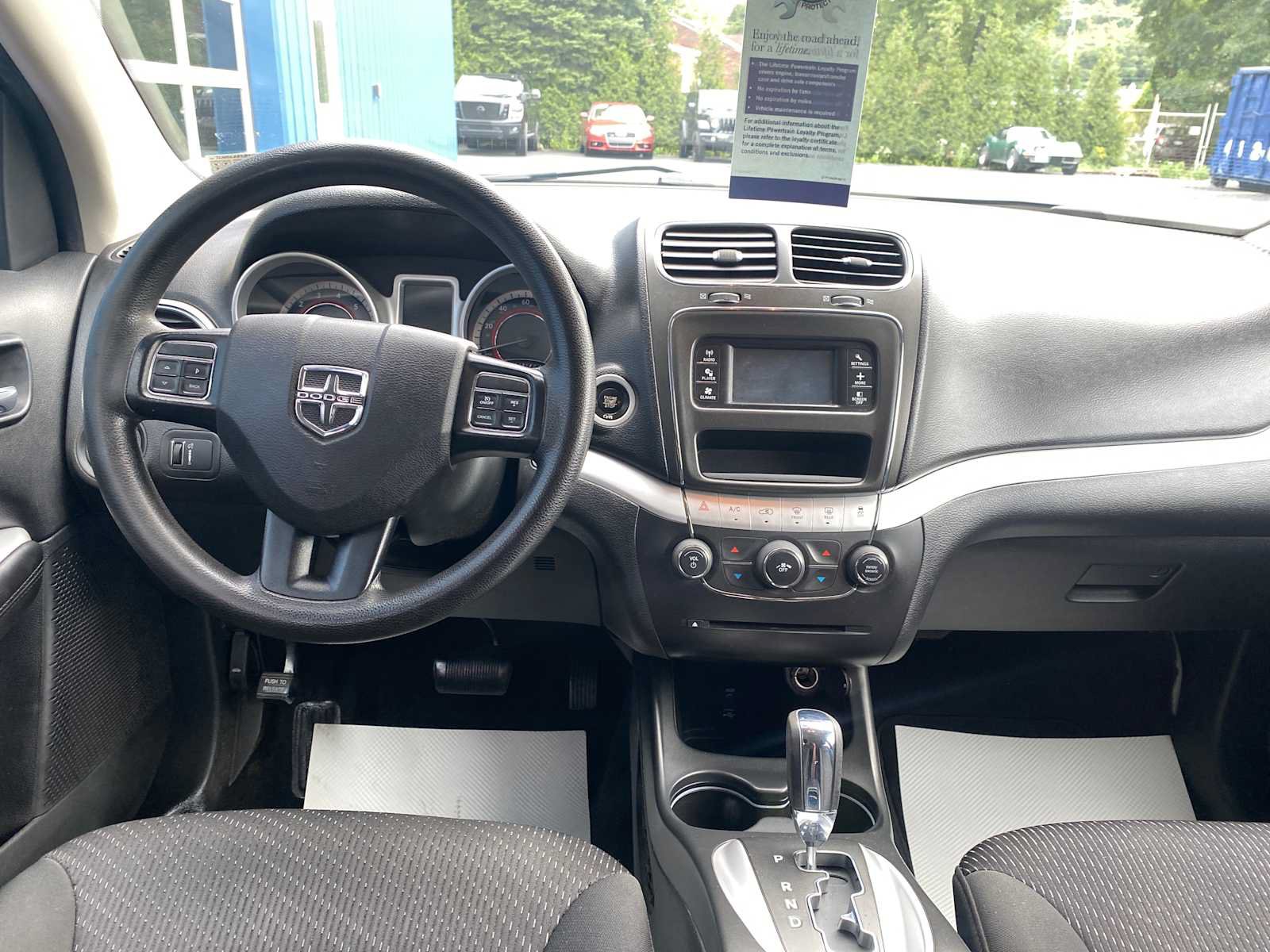 Used 2018 Dodge Journey SE FWD image 7