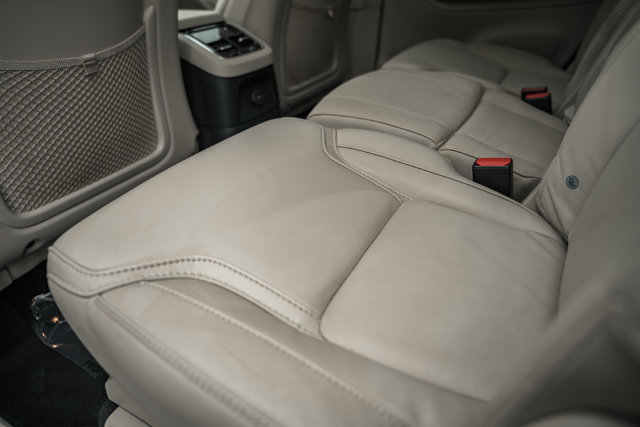 Certified 2024 Volvo XC90 T8 Ultimate w/ Lounge Package AWD/4WD image 31