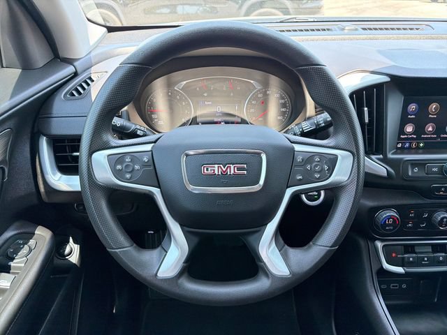 Used 2023 GMC Terrain SLE w/ Driver Convenience Package FWD image 10