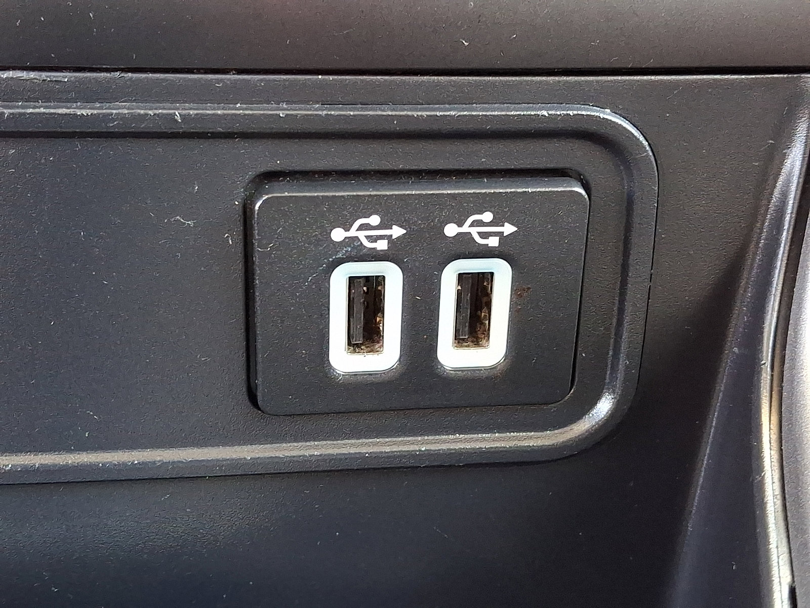 Used 2018 Ford EcoSport SE w/ SE Convenience Package image 25