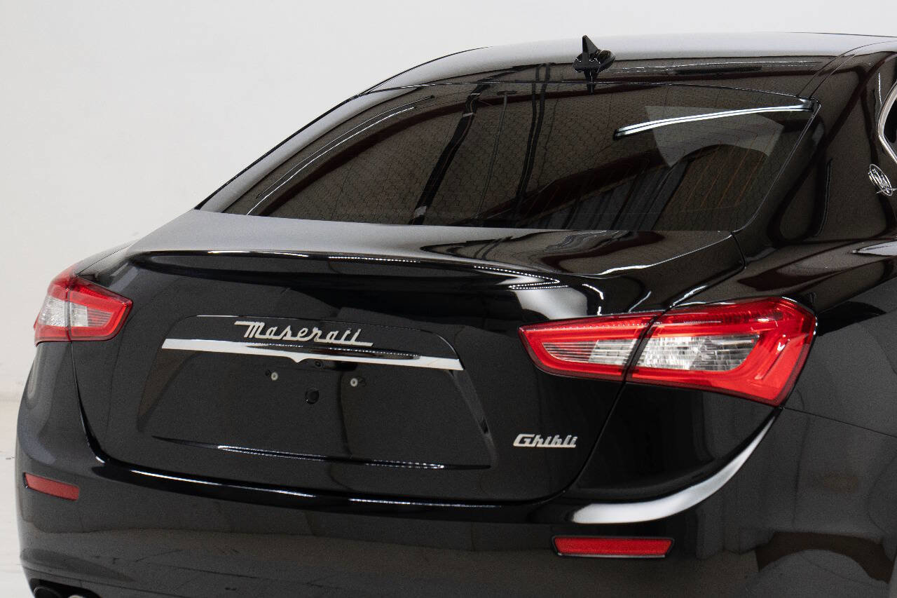 Used 2017 Maserati Ghibli image 17