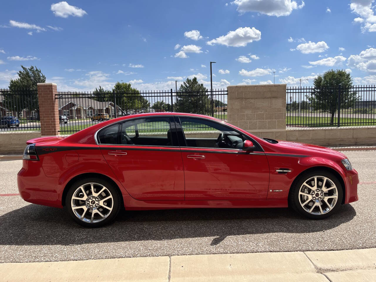 Used 2009 Pontiac G8 GXP image 13