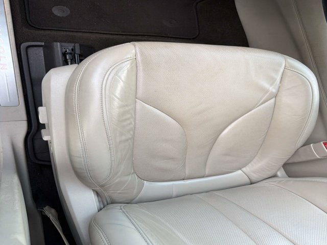 Certified 2019 Lincoln MKC Reserve w/ MKC Technology Package FWD image 12