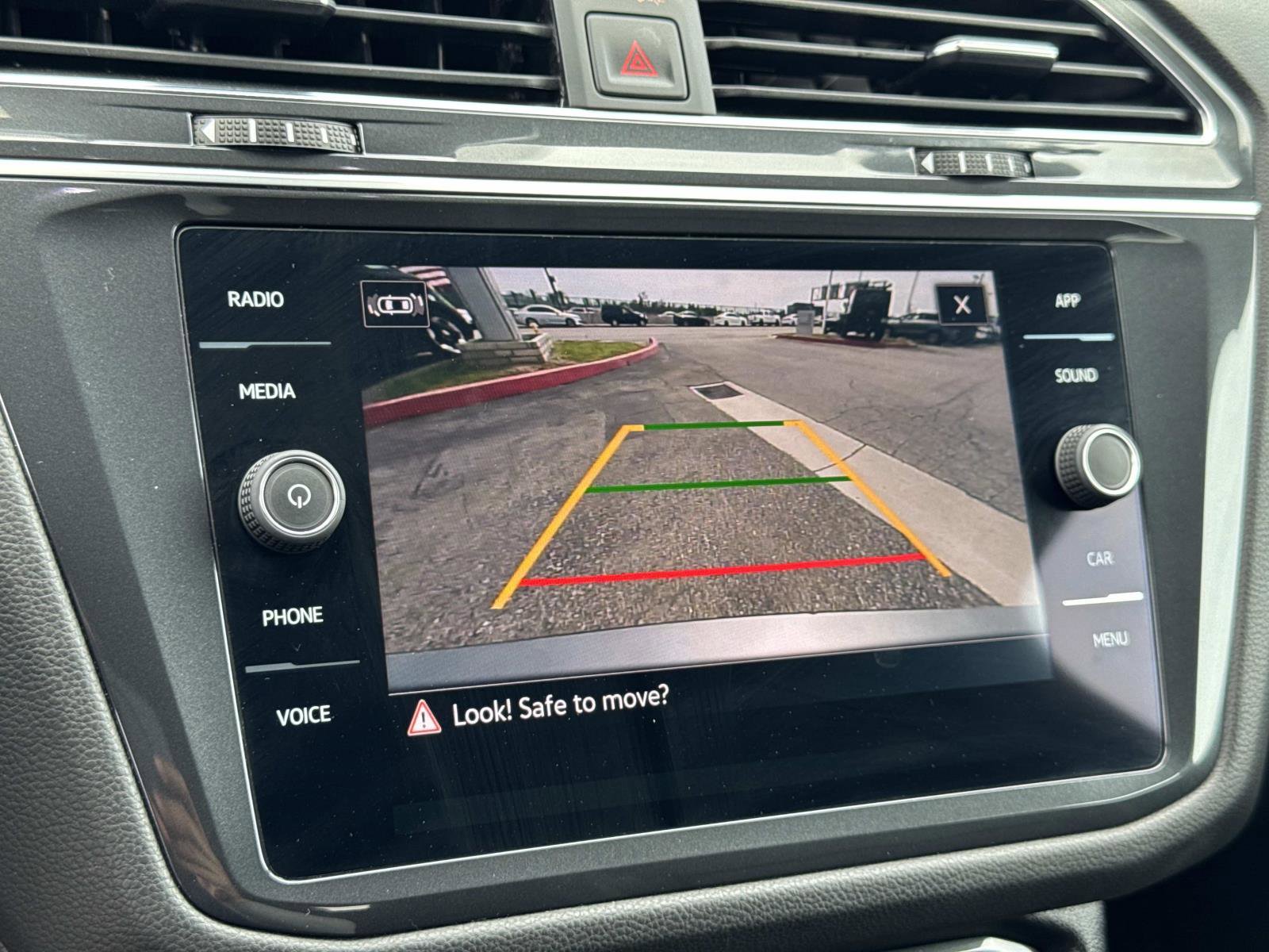 Certified 2023 Volkswagen Tiguan SE R-Line image 18