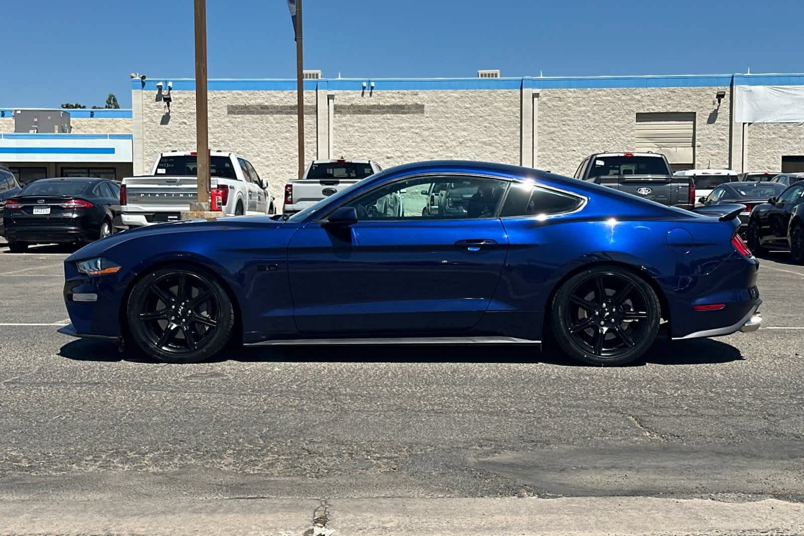 Used 2018 Ford Mustang GT w/ Black Accent Package RWD image 6