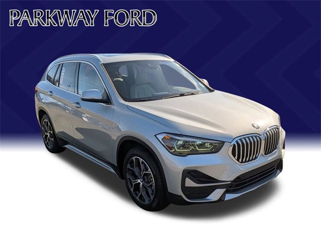 Used 2021 BMW X1 xDrive28i w/ Premium Package image 3
