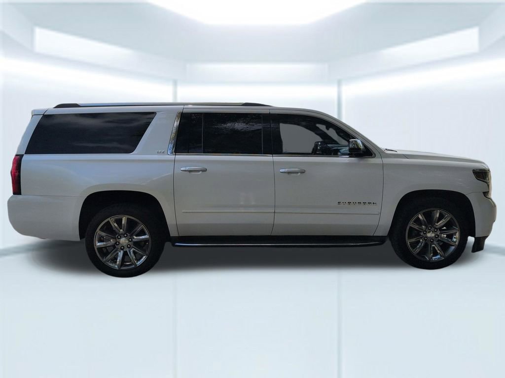 Used 2016 Chevrolet Suburban LTZ image 7