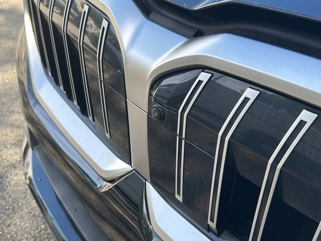 Used 2025 BMW 530i RWD image 27