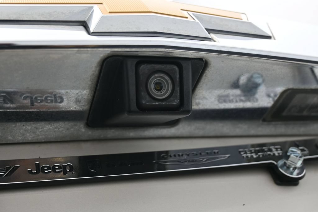 Used 2013 Chevrolet Traverse LT FWD image 34