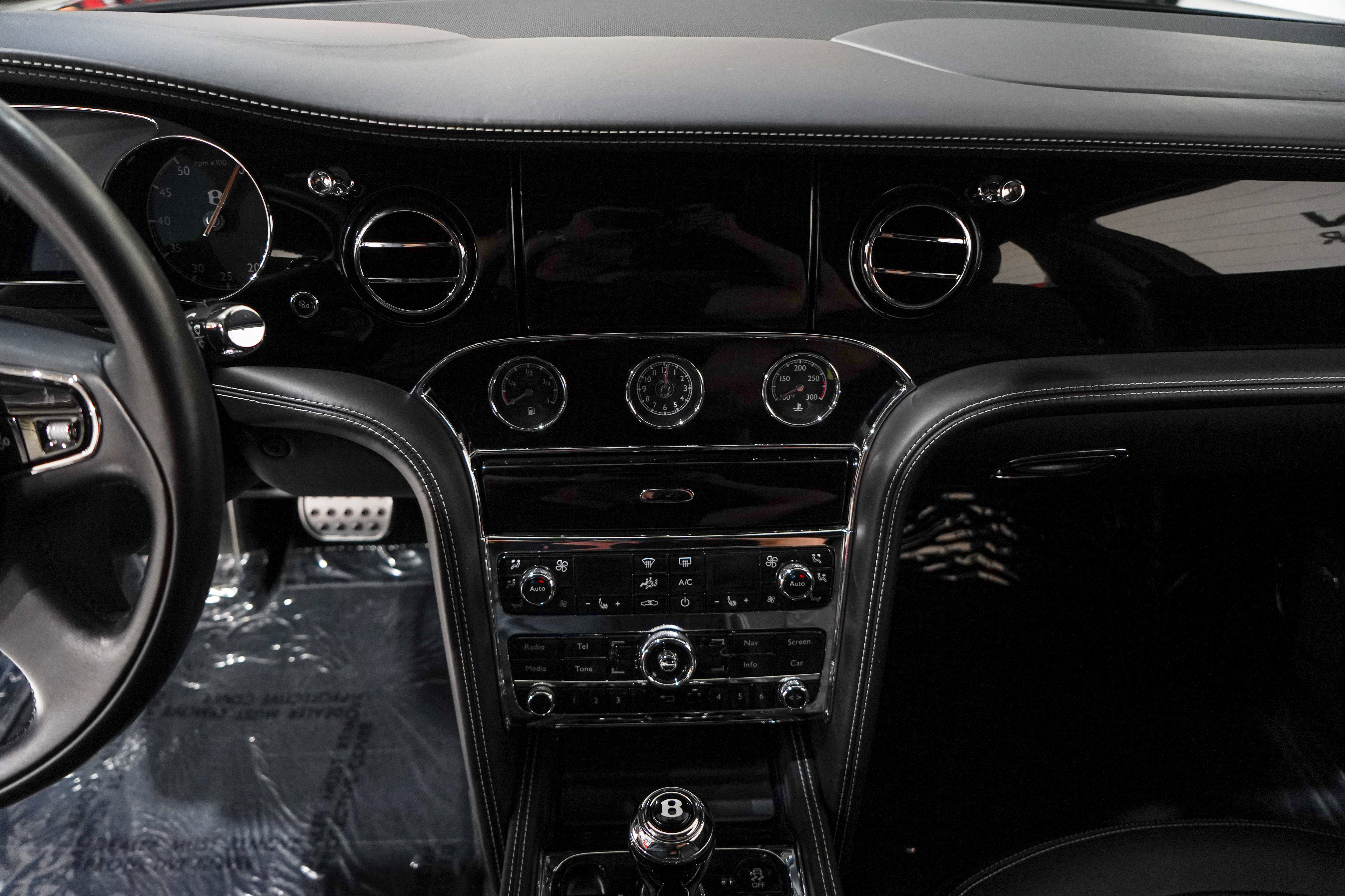 Used 2016 Bentley Mulsanne Speed RWD image 11