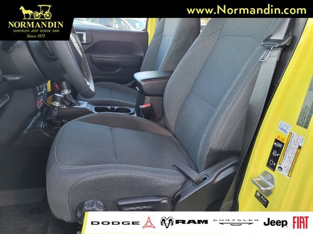 Used 2024 Jeep Gladiator Sport AWD/4WD image 16