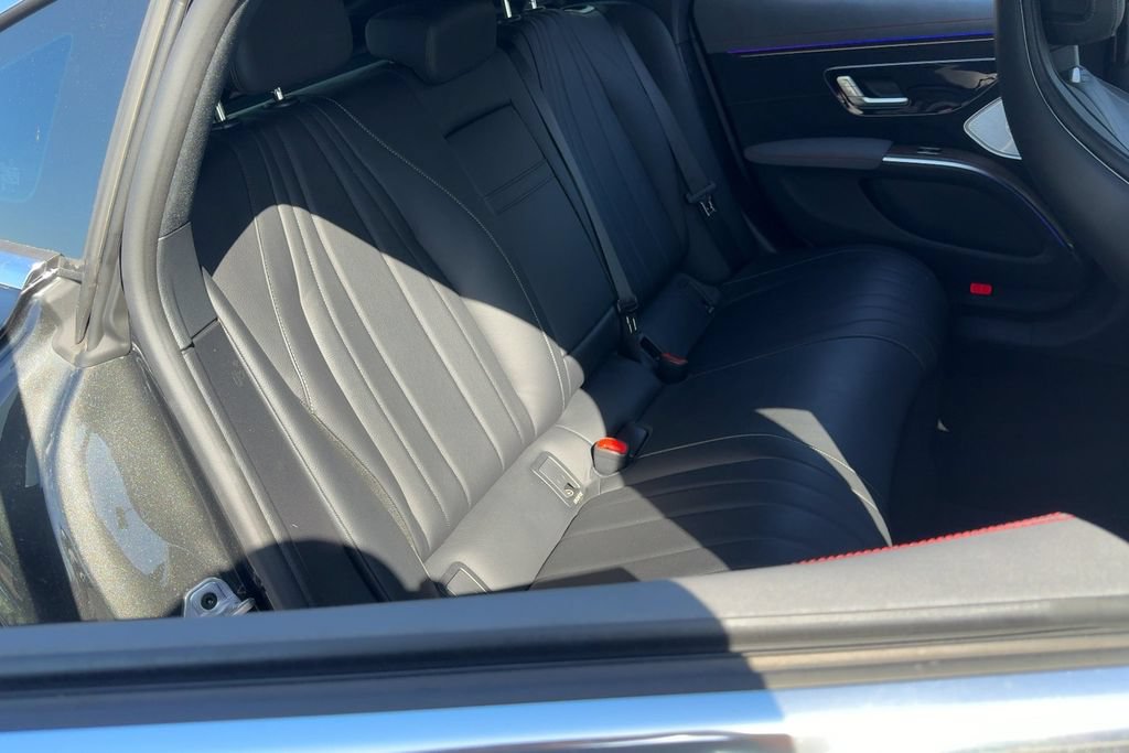 Used 2023 Mercedes-Benz EQS 580 4MATIC Sedan image 13