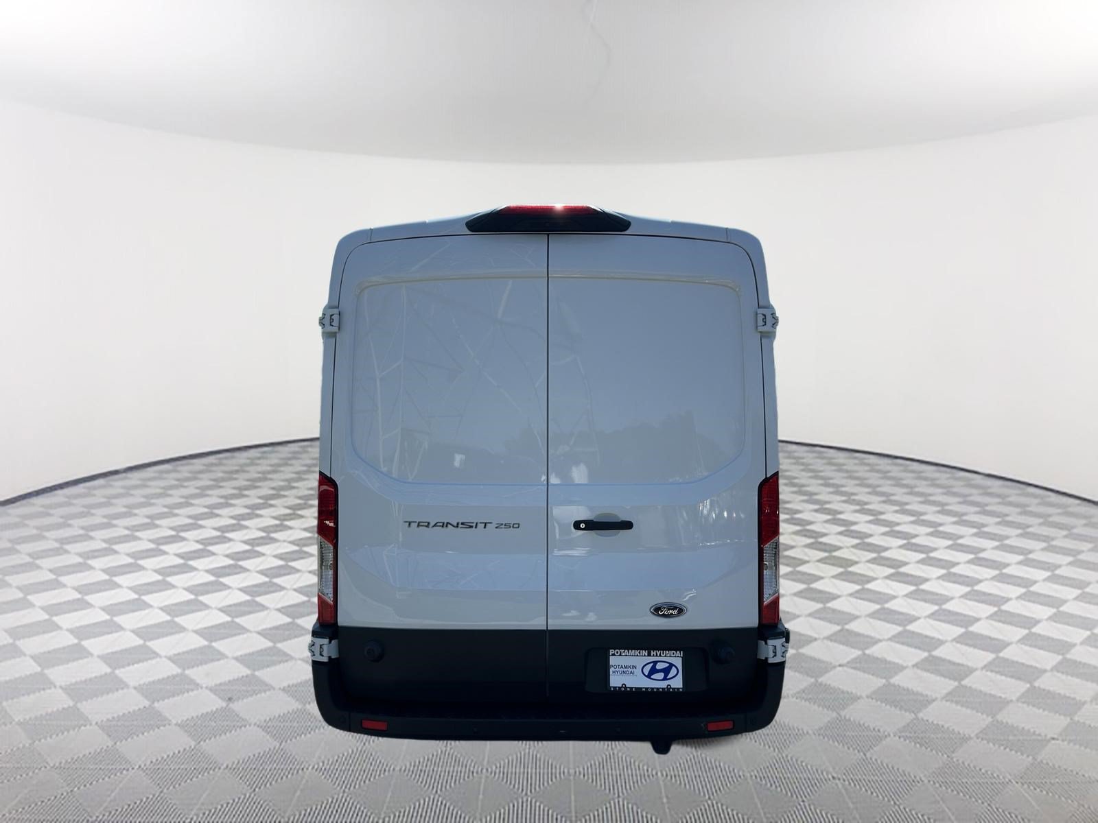 Used 2024 Ford Transit 250 148 Medium Roof w/ Load Area Protection Package RWD image 6