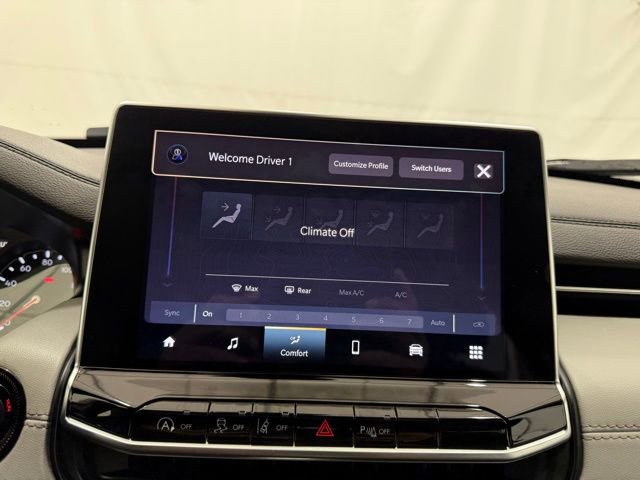 Used 2024 Jeep Compass Limited image 30