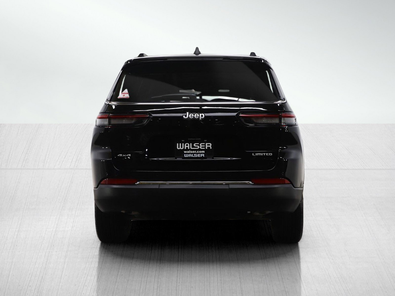 Used 2025 Jeep Grand Cherokee L Limited w/ Trailer Tow Package image 4