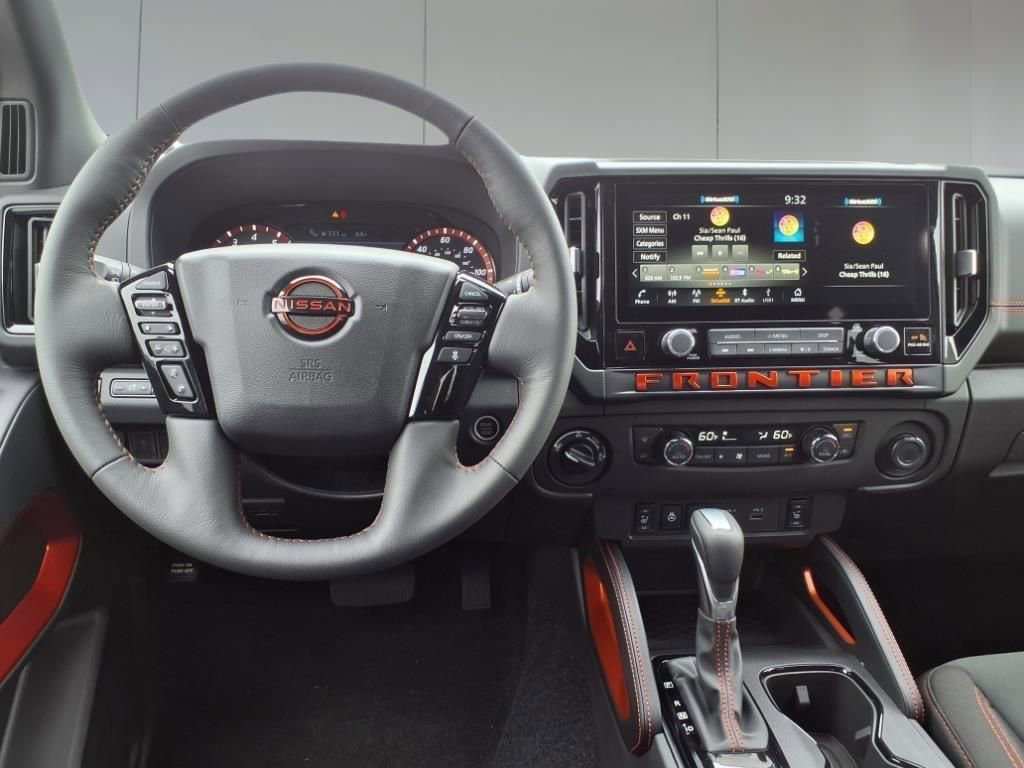New 2025 Nissan Frontier PRO-4X w/ Pro Convenience Package image 16