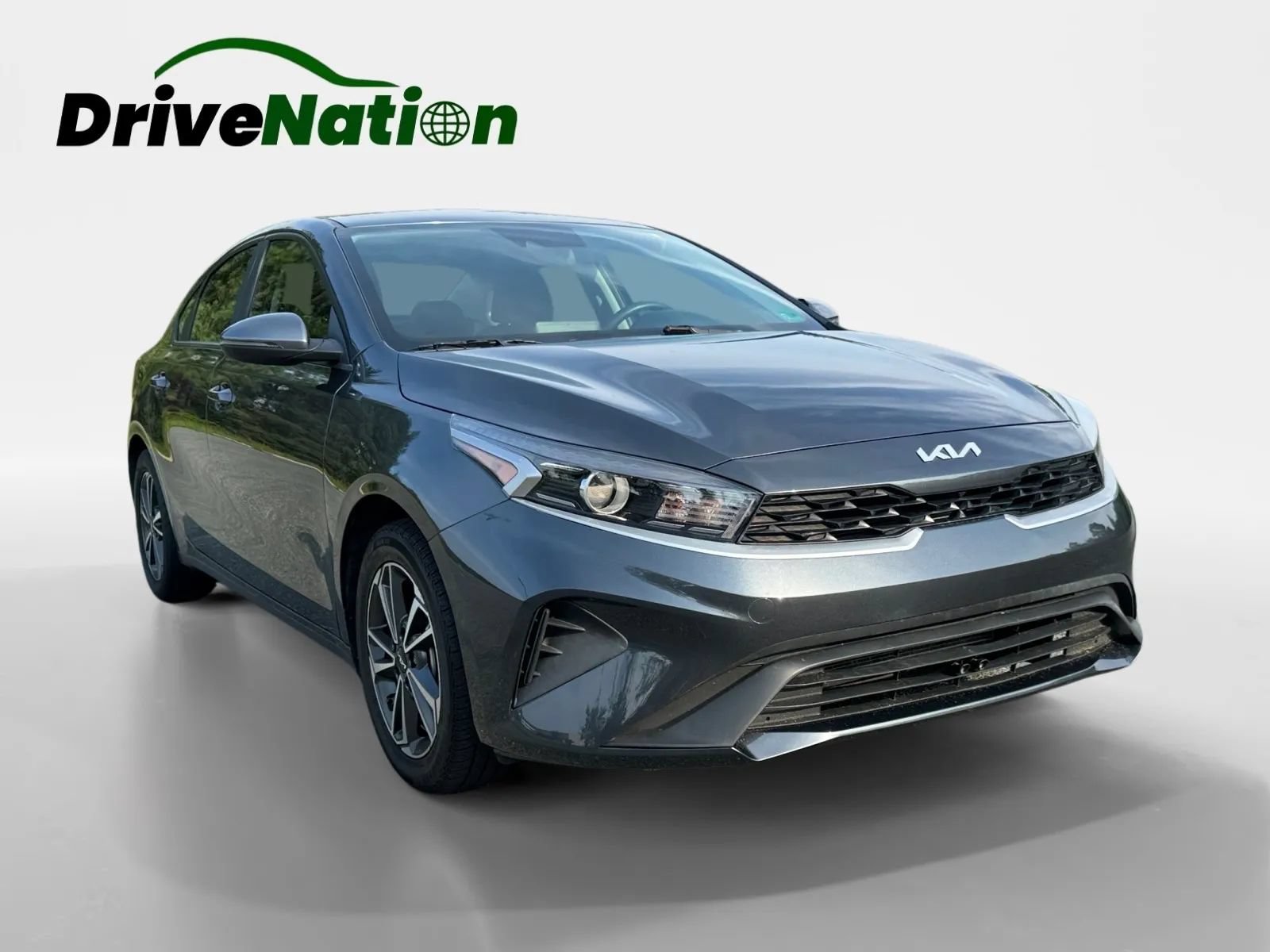 Used 2023 Kia Forte LXS w/ LXS Technology Package FWD image 3