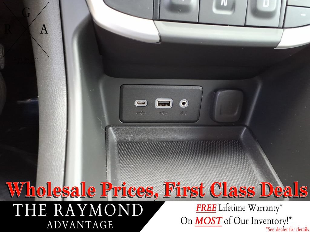 Used 2023 GMC Terrain SLE w/ Elevation Edition AWD/4WD image 25