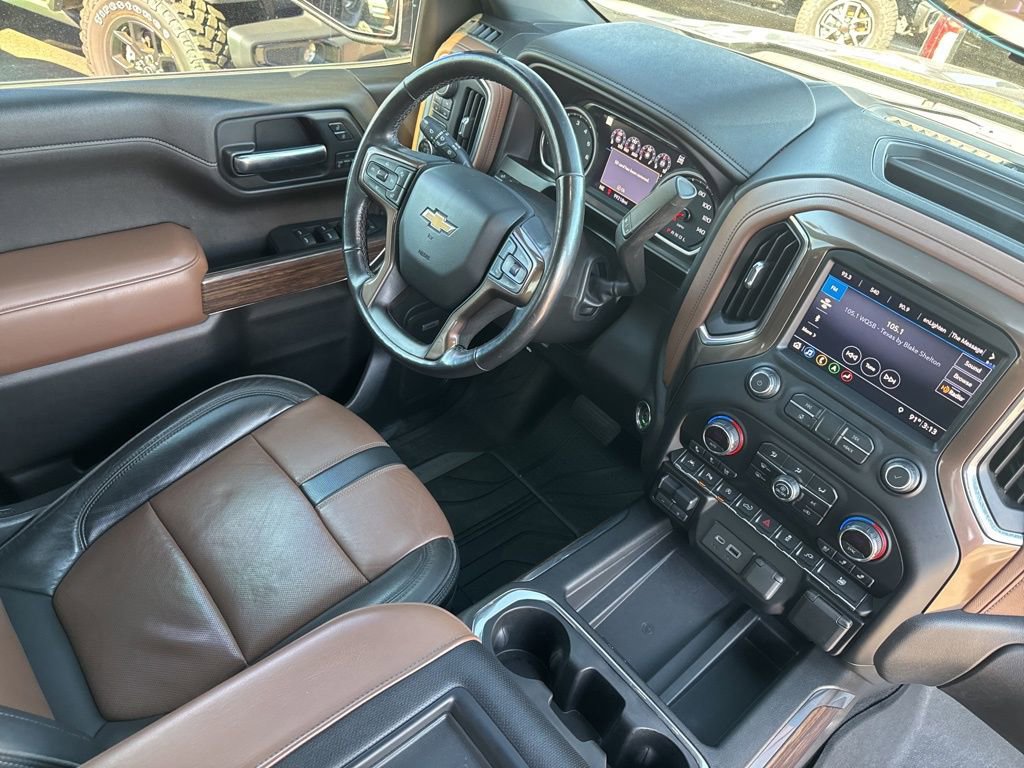 Used 2019 Chevrolet Silverado 1500 High Country w/ High Country Premium Package image 33