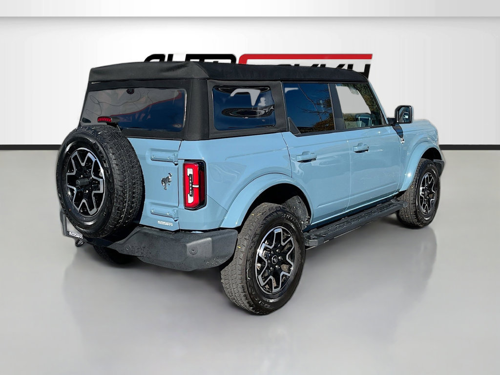 Used 2023 Ford Bronco Outer Banks AWD/4WD image 7