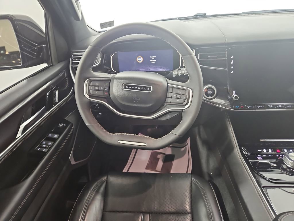 Used 2023 Jeep Wagoneer 4WD image 14