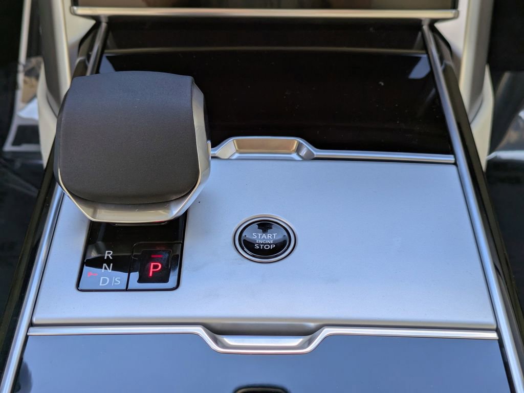 New 2026 Land Rover Range Rover Autobiography image 19