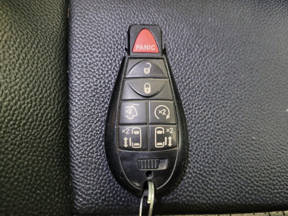 Used 2018 Dodge Grand Caravan GT FWD image 32