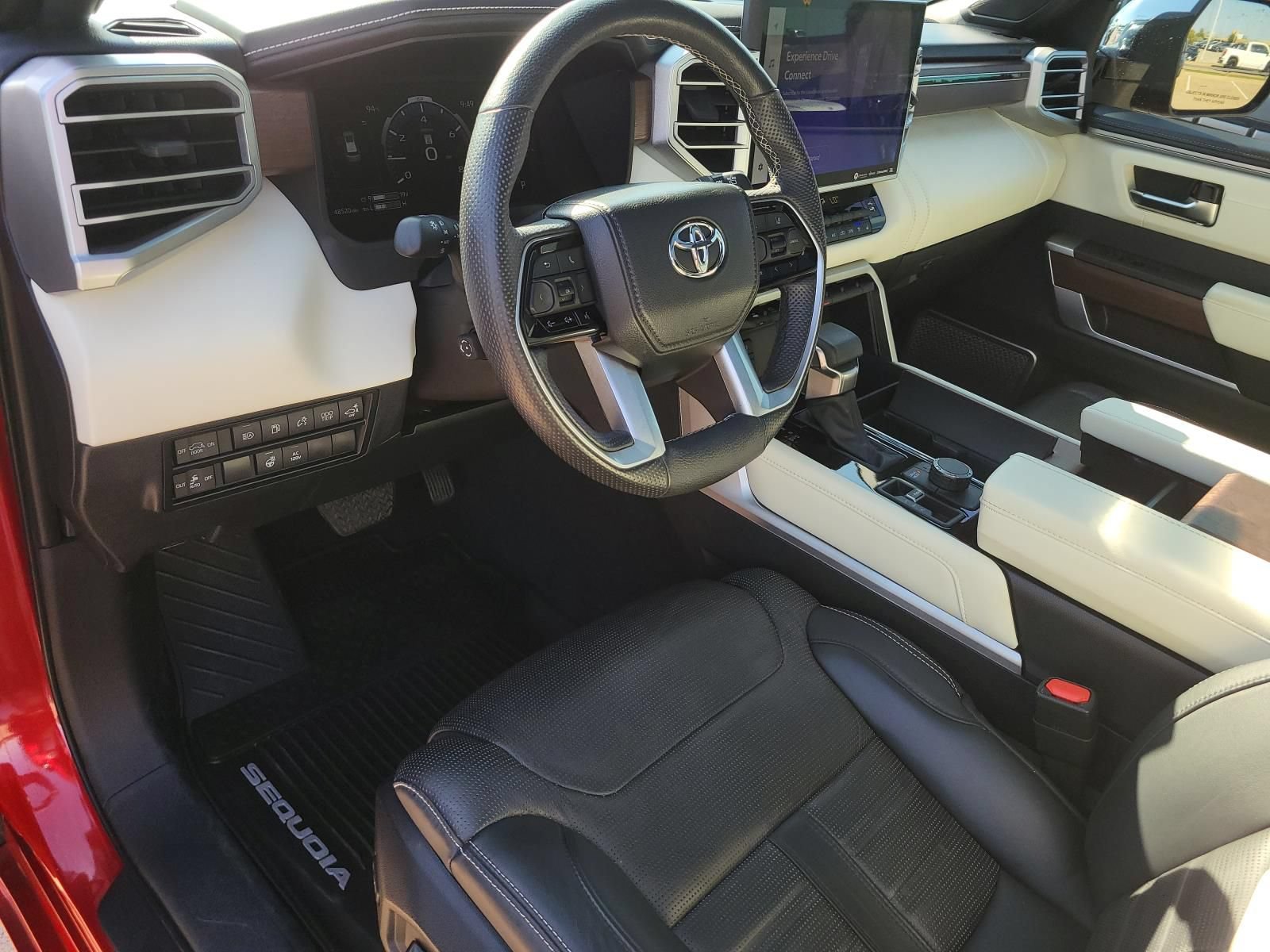 Used 2023 Toyota Sequoia Capstone AWD/4WD image 22