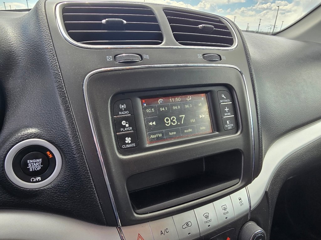 Used 2020 Dodge Journey SE image 20