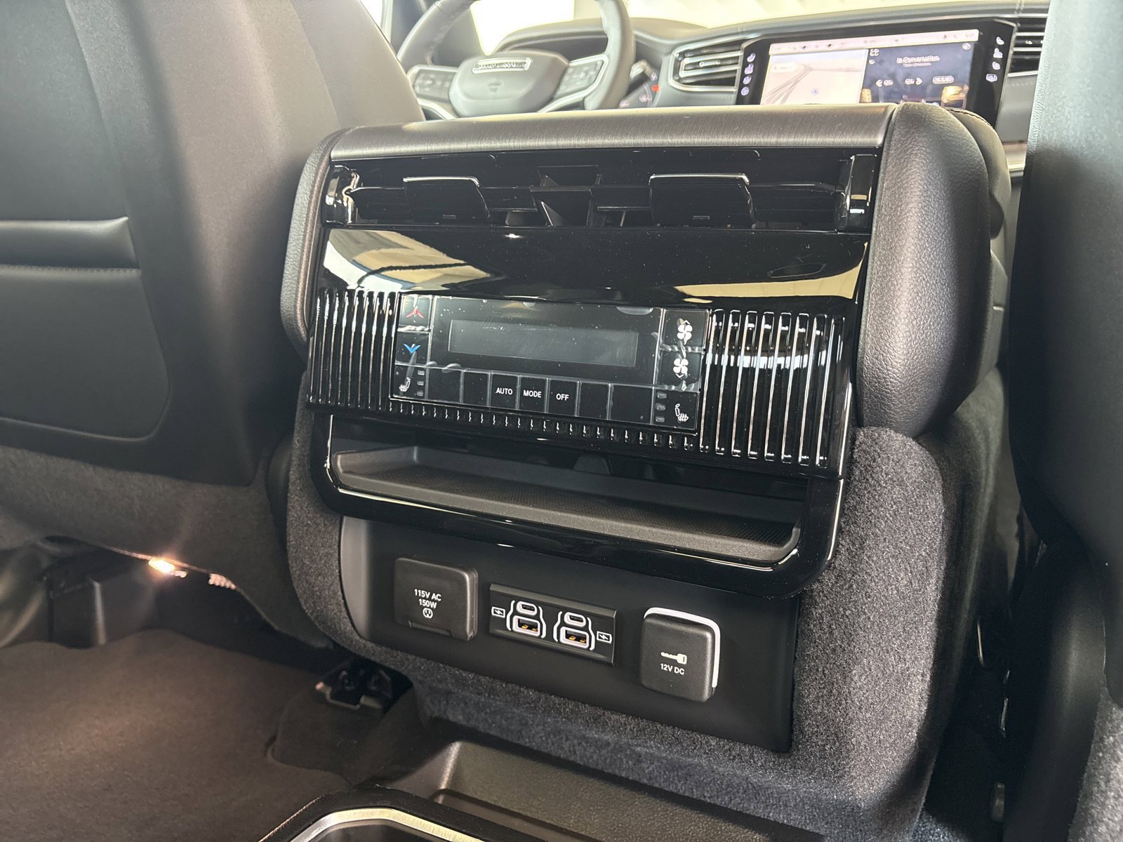 New 2026 Jeep Grand Wagoneer Limited AWD/4WD image 27