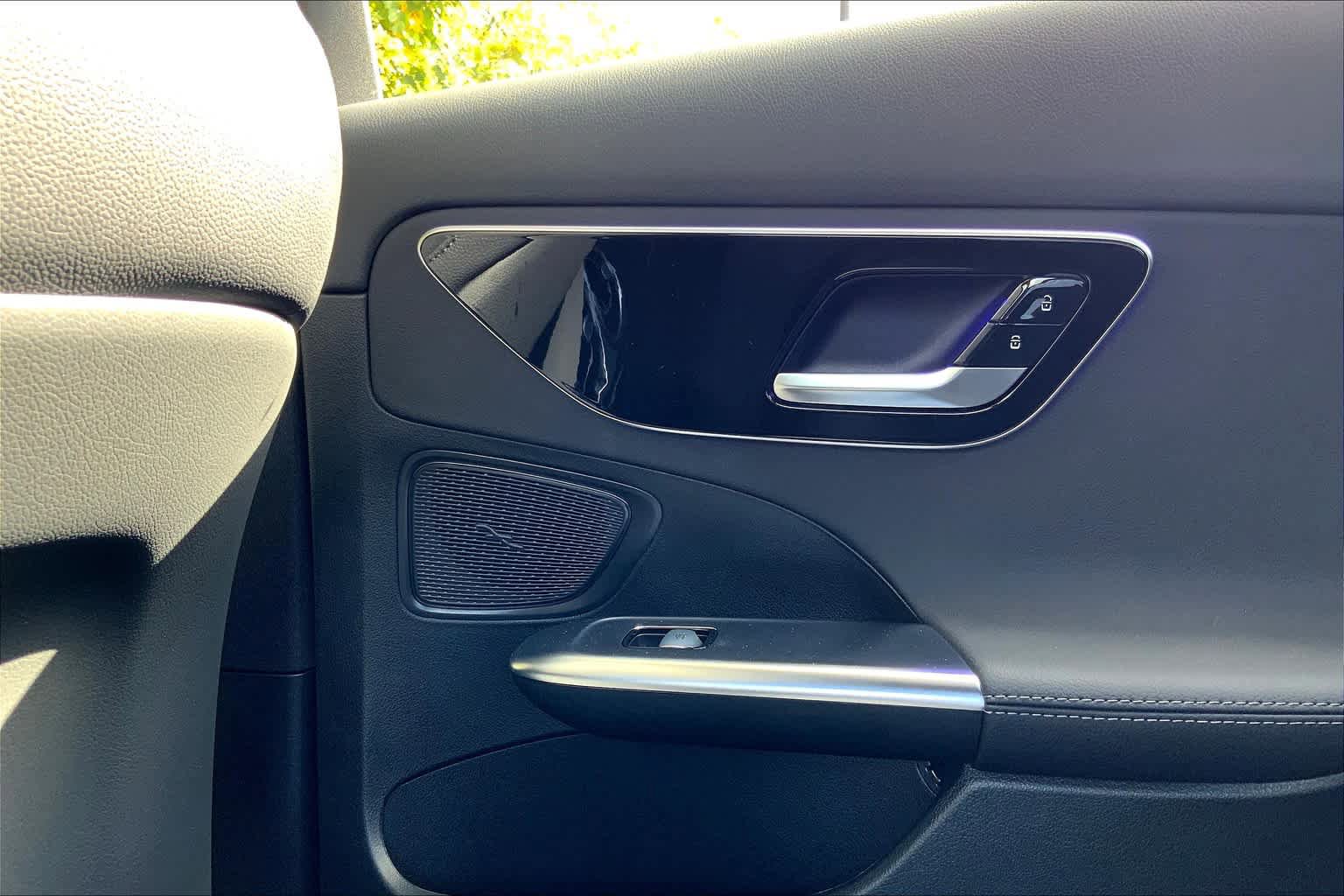 New 2025 Mercedes-Benz C 300 4MATIC Sedan image 23
