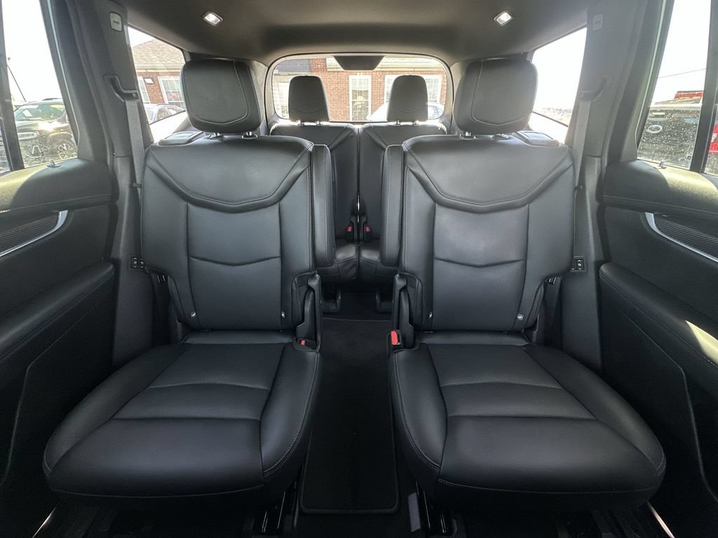 Used 2024 Cadillac XT6 Sport w/ LPO, ONYX Package AWD/4WD image 23