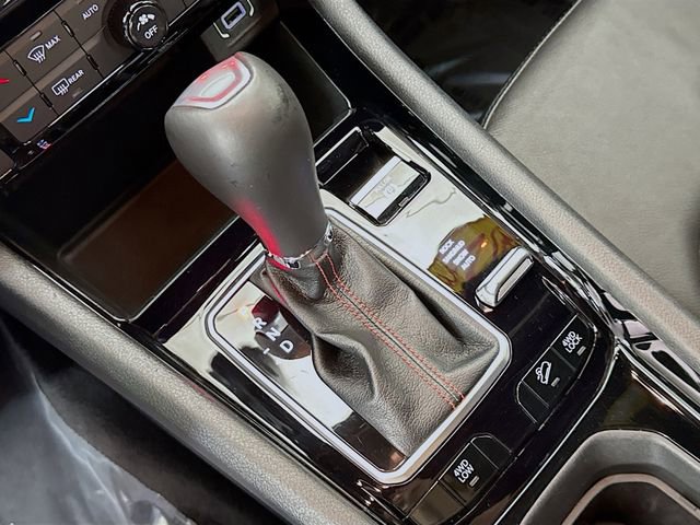 Used 2024 Jeep Compass Trailhawk image 16