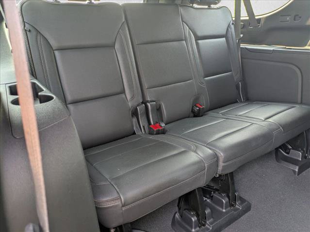 Used 2022 Chevrolet Suburban High Country AWD/4WD image 22