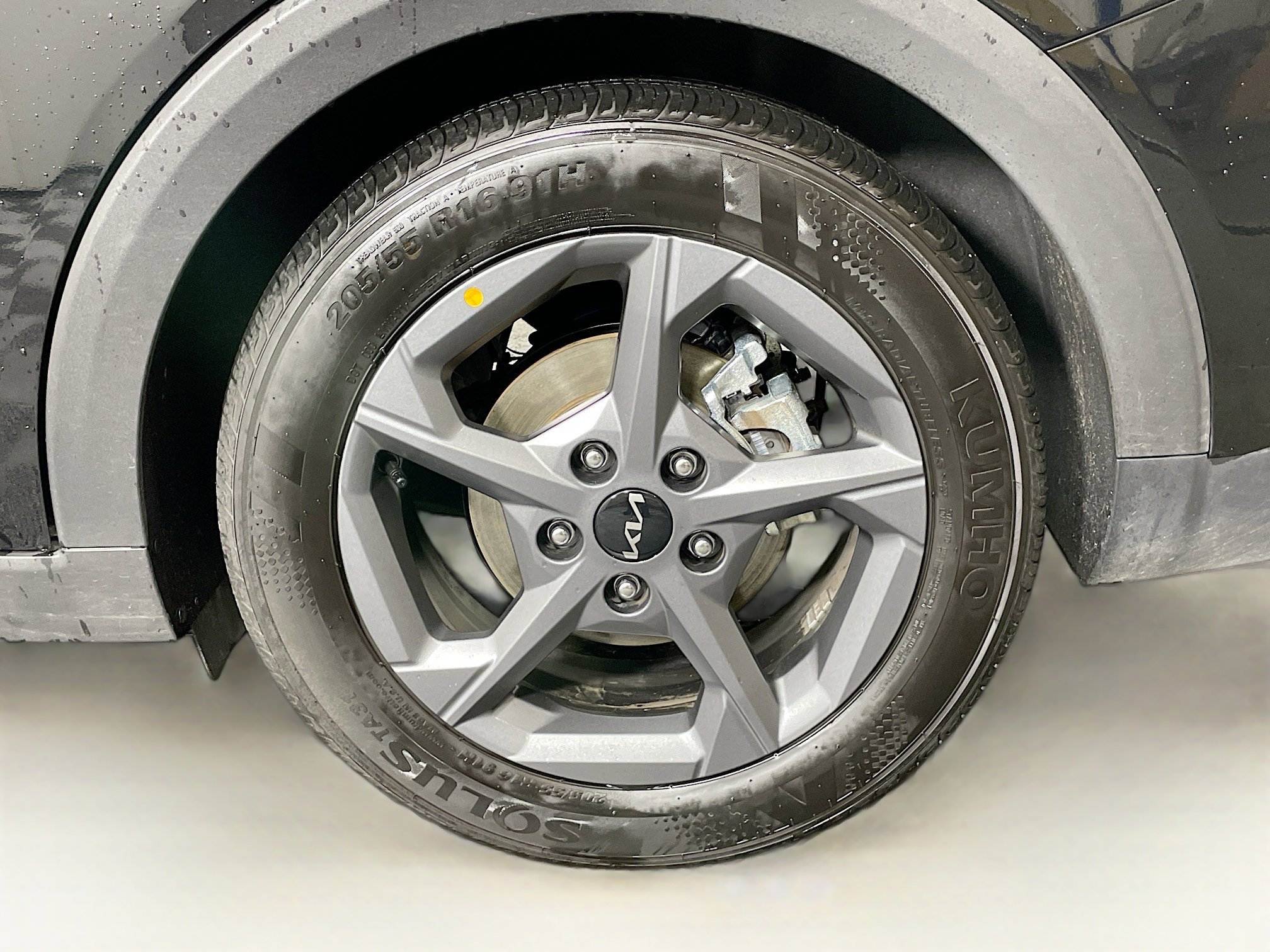 Used 2025 Kia K4 LXS image 11