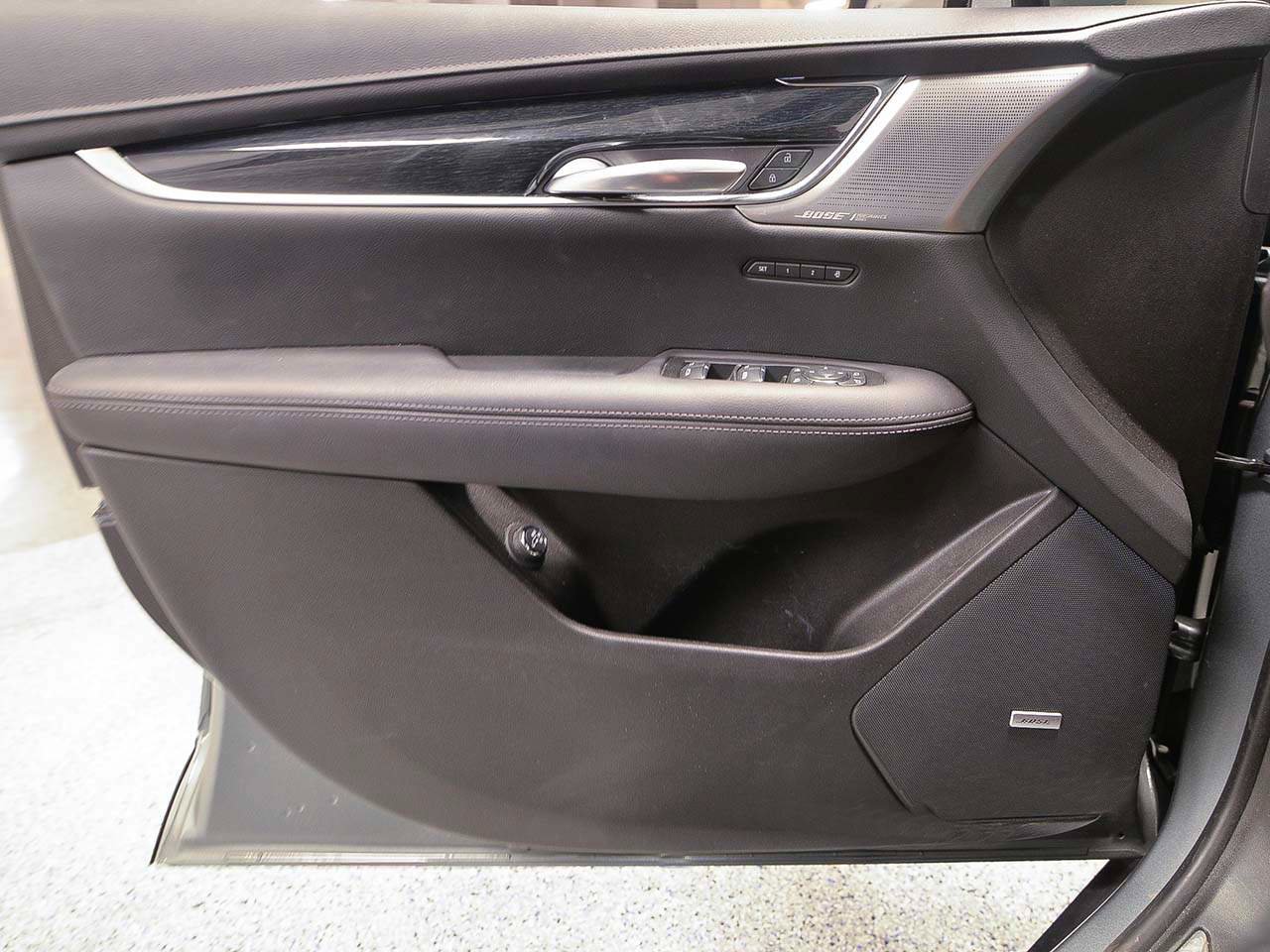 Used 2023 Cadillac XT5 Premium Luxury image 6