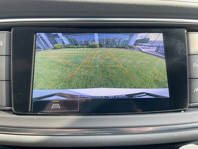 Used 2023 Buick Enclave Essence FWD image 20