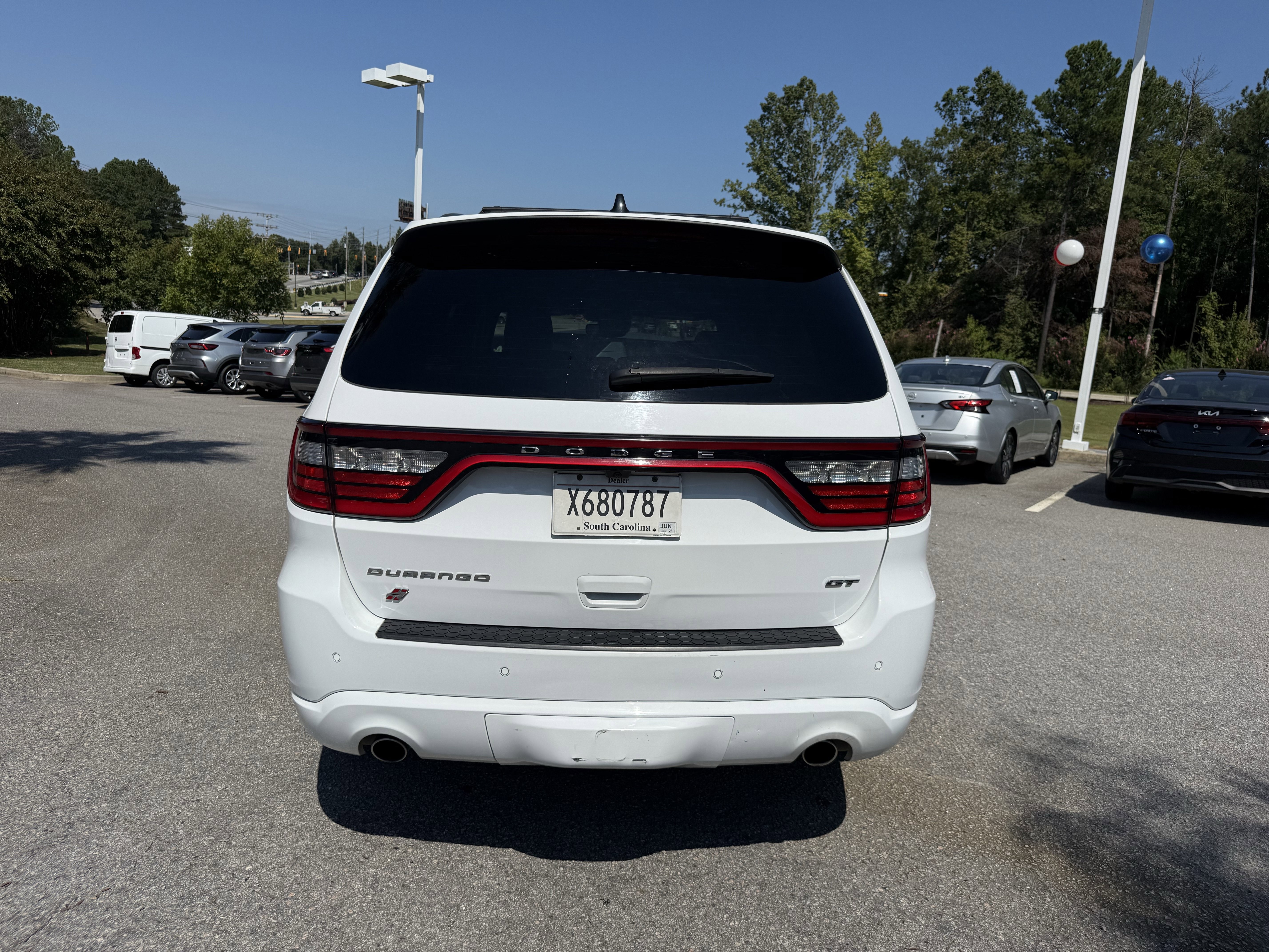Used 2023 Dodge Durango GT image 3