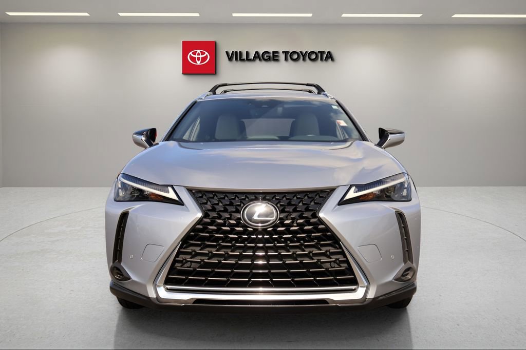 Used 2023 Lexus UX 250h FWD w/ Accessory Package (Z2) image 8