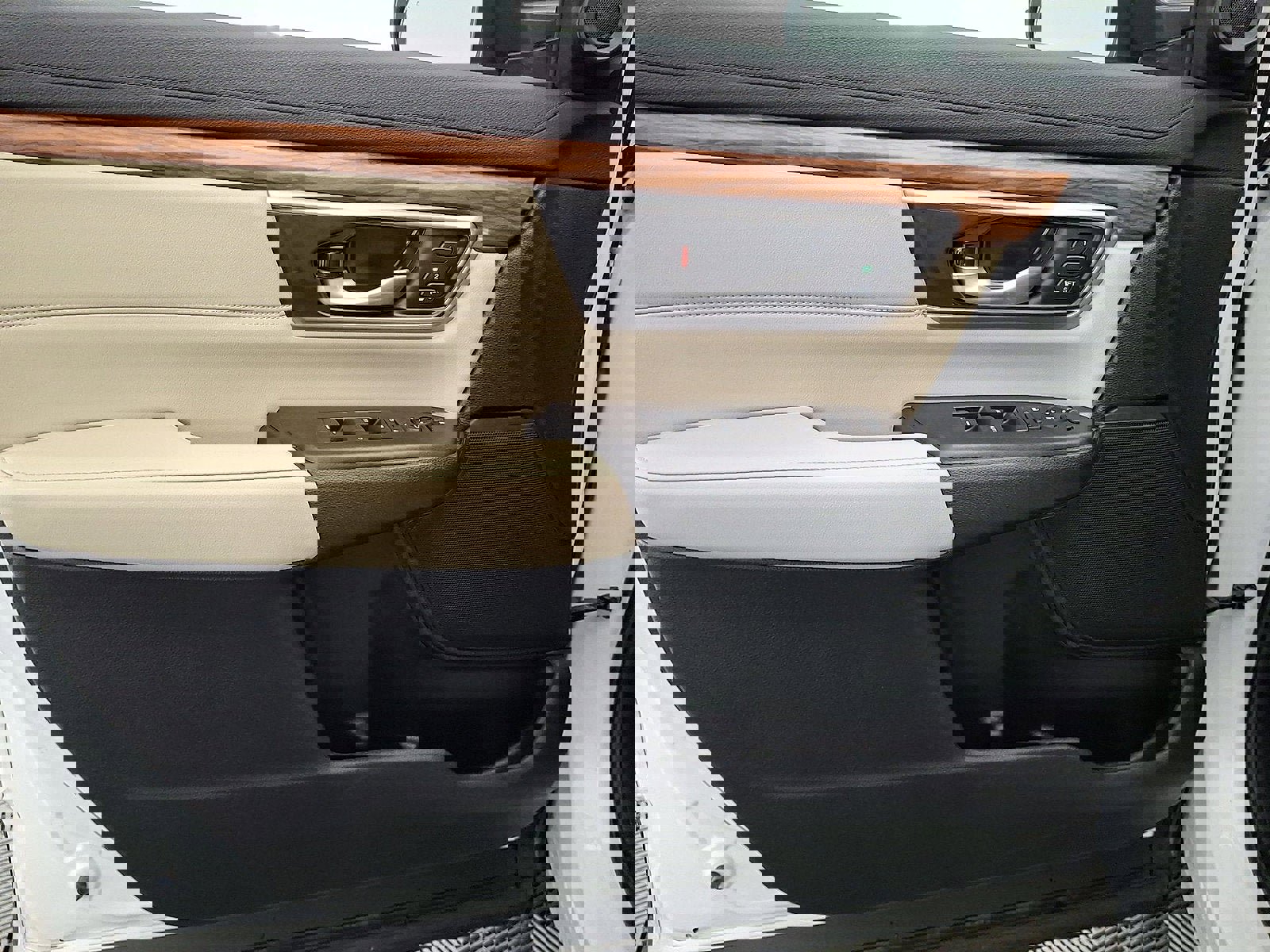 Used 2021 Honda CR-V EX-L image 10