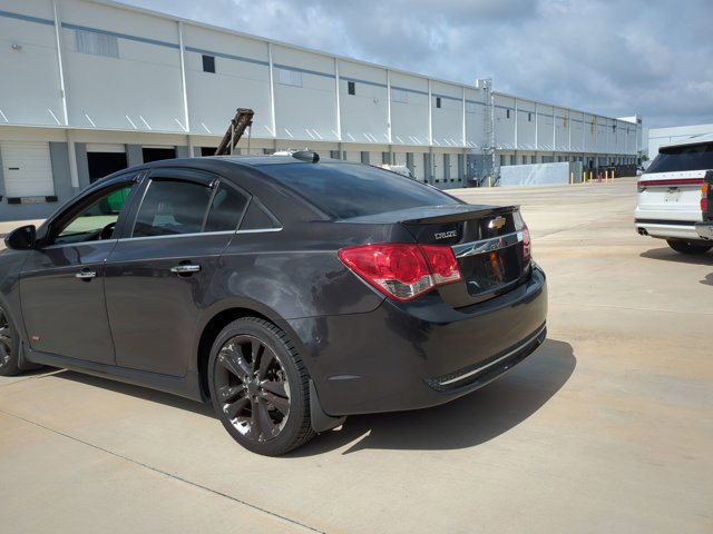 Used 2015 Chevrolet Cruze LTZ w/ Sun, Sound and Sport Package FWD image 7