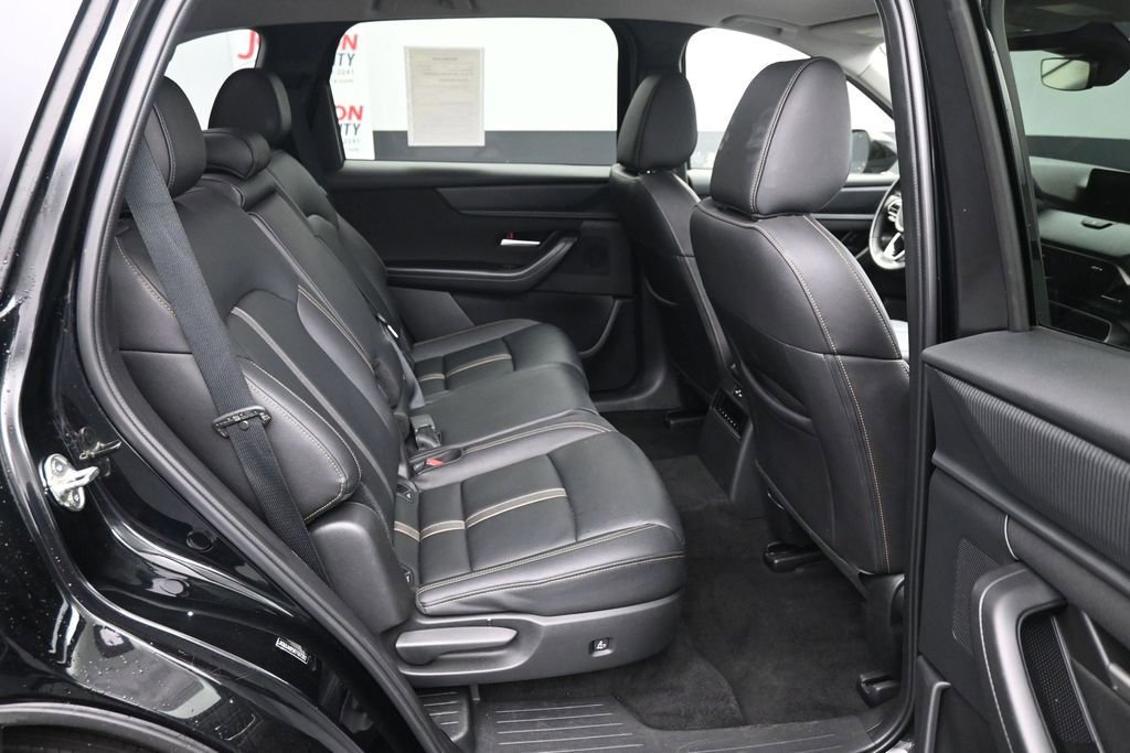 Used 2024 MAZDA CX-90 3.3 Turbo w/ Select Package AWD/4WD image 13
