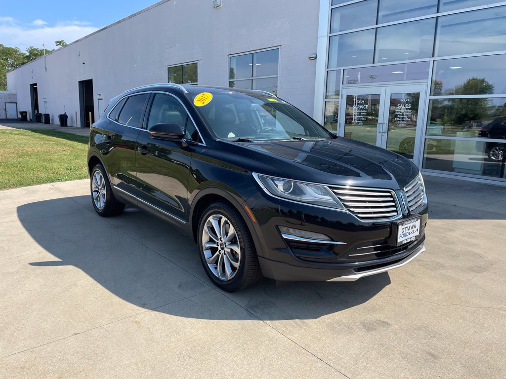 Used 2017 Lincoln MKC Select w/ Select Plus Package FWD image 1