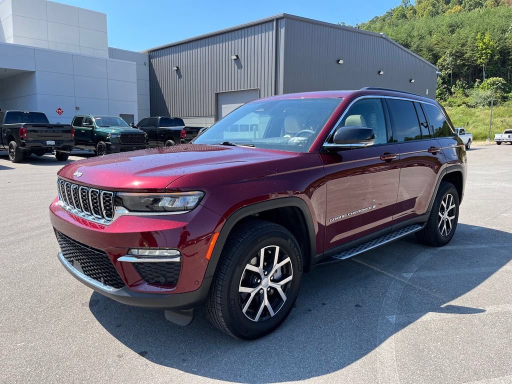Used 2025 Jeep Grand Cherokee Limited w/ Luxury Tech Group II