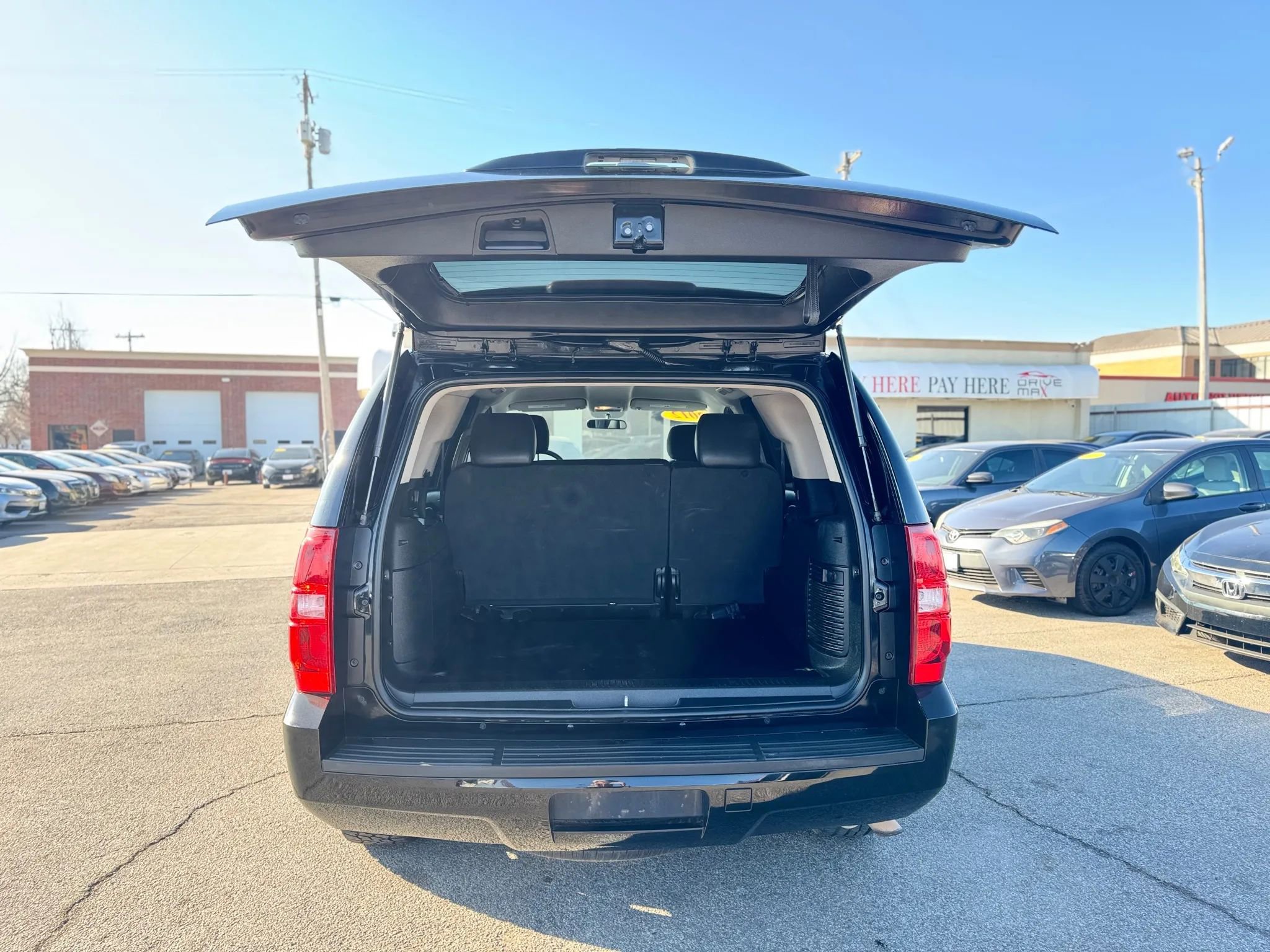 Used 2012 Chevrolet Tahoe 2WD image 31